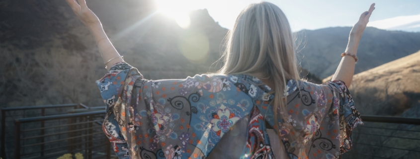 Angie Larson Energy healer Crystal bed Light worker Energy spiritual awakener Retreats